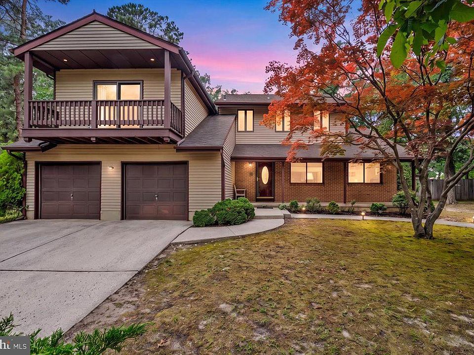 1st image of 23 Hartley Ln