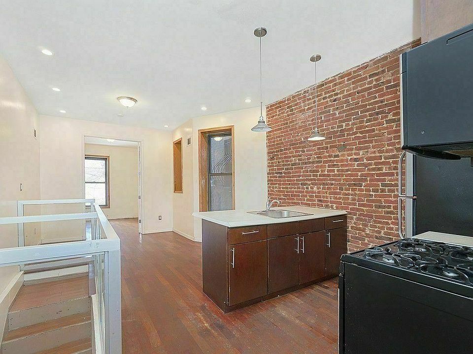 1st image of 127 Rogers Ave APT 1