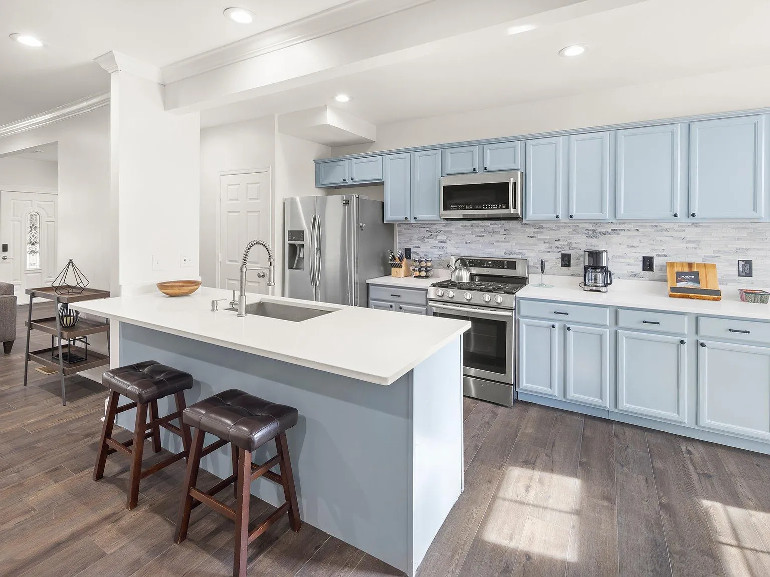 520 Jefferson St NW — Photo 1