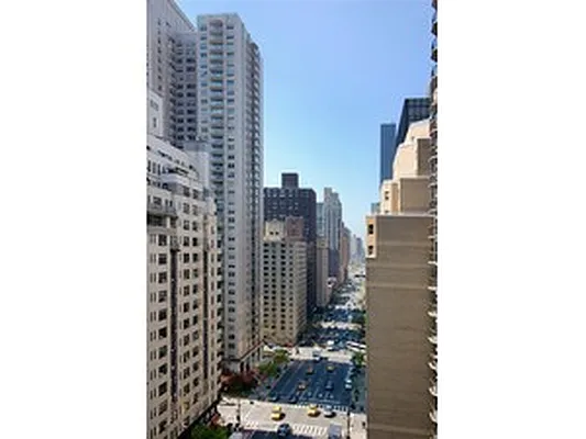 Sold by Corcoran | media 23
