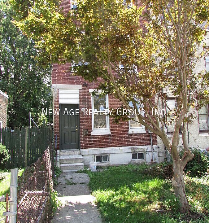 1st image of 3440 W Allegheny Ave