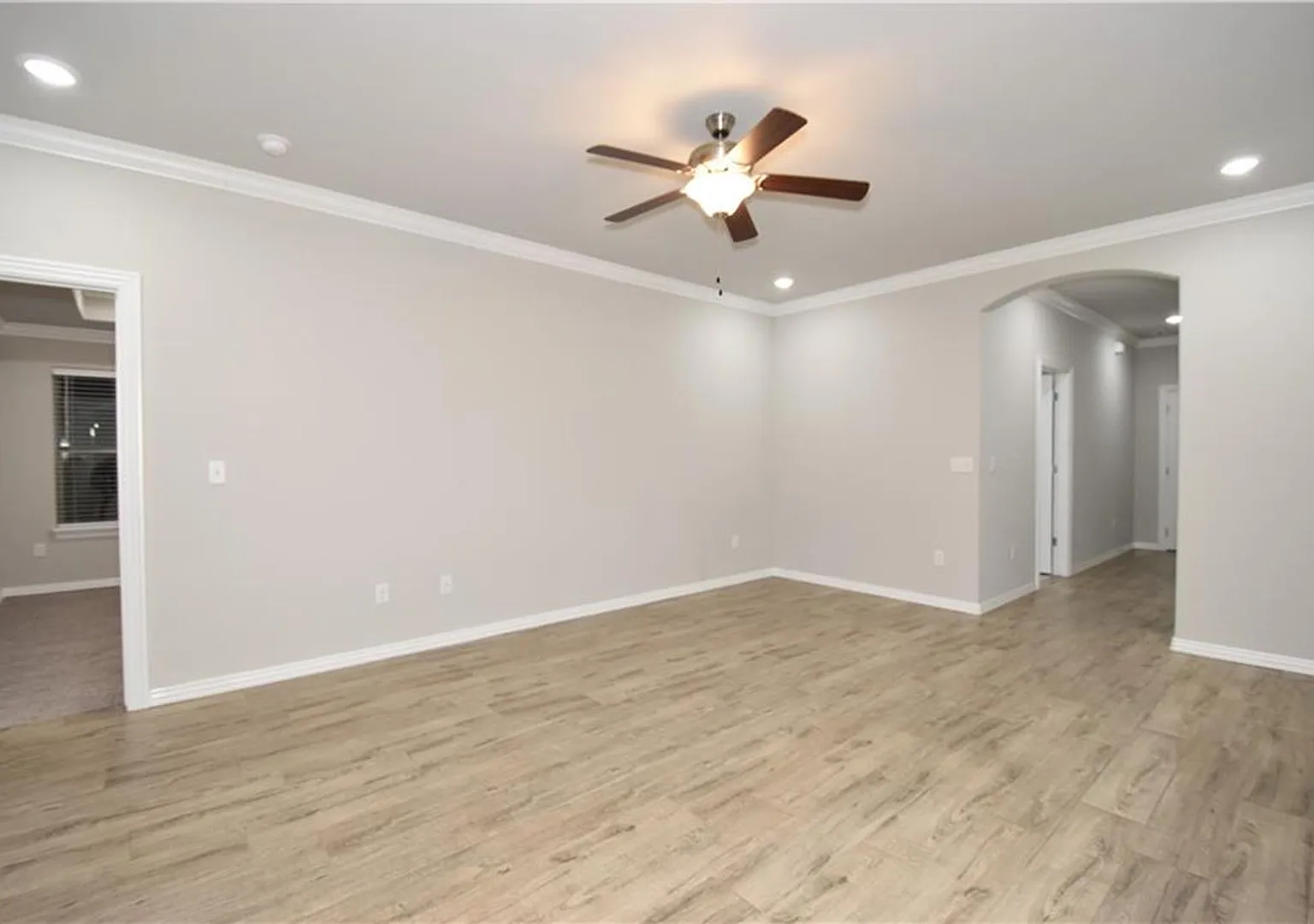 Stunning 3-BR All-Brick Home with Open Floor Plan — Photo 3