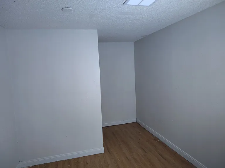 2517 Cedar Ave #3 — Photo 12