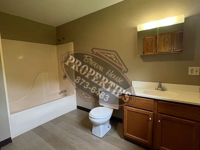 304 Norridgewock Rd — Photo 12