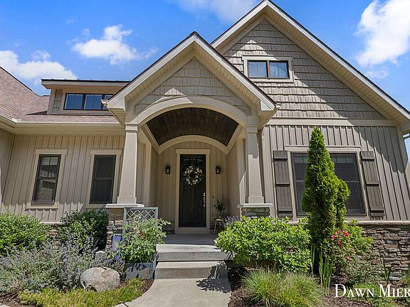 4th image of 4005 Dragonfly Ct NE