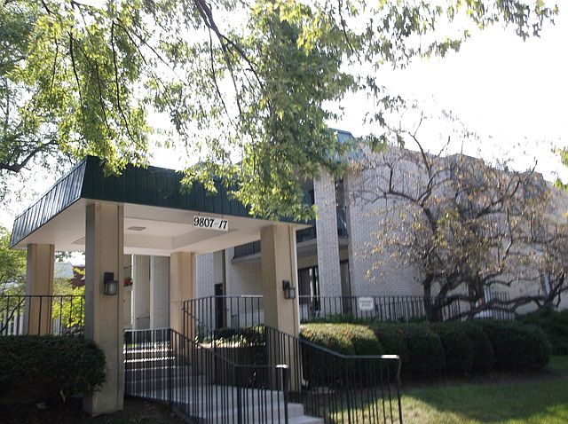 1st image of 9809 S Keeler Ave #1B