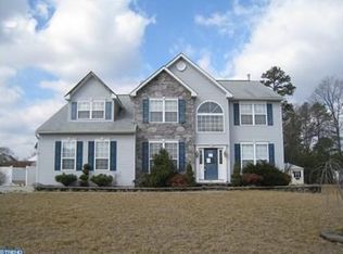 905 Shetland Ln, Williamstown, NJ 08094