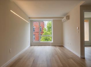 100 S 9th St #402, Brooklyn, NY 11249