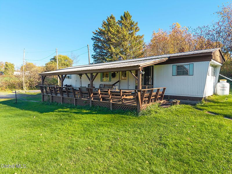 4th image of 112 Nestle Road