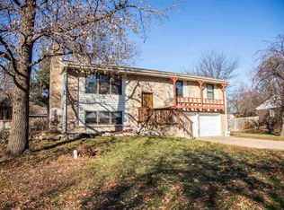 3022 James Ave, Manhattan, KS 66502
