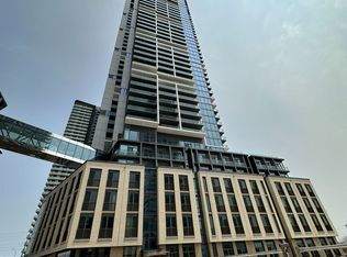 7890 Jane St #1002, Vaughan, ON L4K 4L8