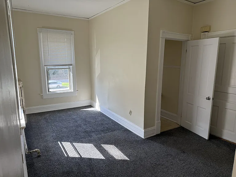 525 Dunbar Ave #3 — Photo 6