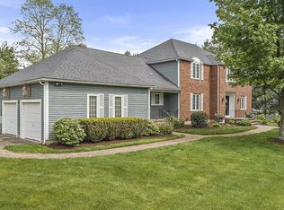 15 Kensington Dr, Canton, MA 02021