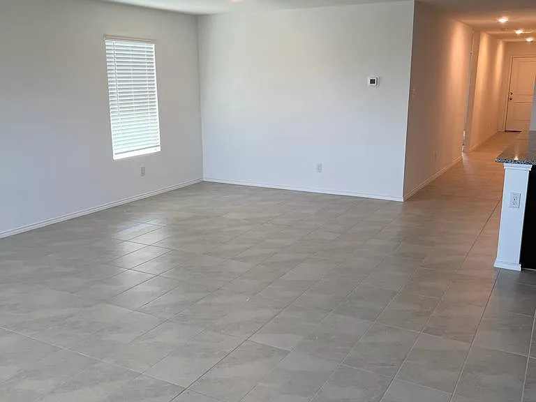 925 Sourgum St — Photo 11