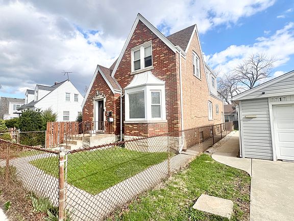 2nd image of 7713 W Forest Preserve Ave