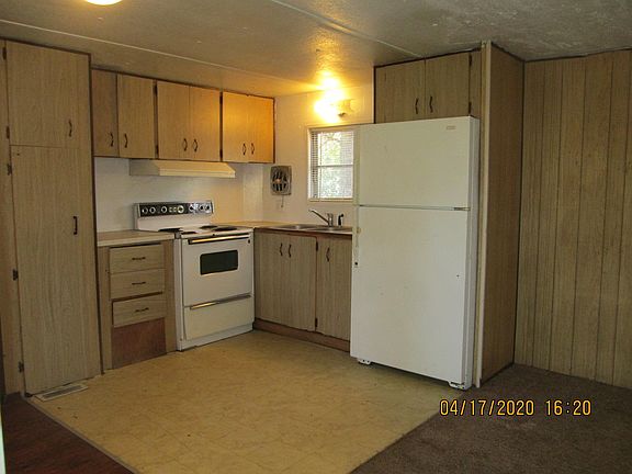 3rd image of 8935 Pacific Hwy SE #14