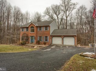 10 Tammy Louise Dr, Fleetwood, PA 19522