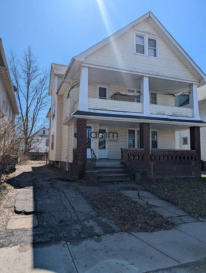 10711 Joan Ave photo 1