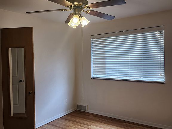 2nd image of 6603 Devonshire Ave