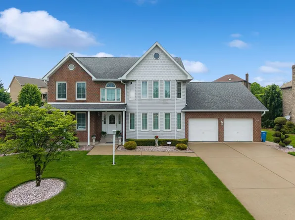 9470 Pembroke Cir, North Huntingdon, PA 15642