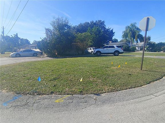 5th image of 666 Avenue O SE