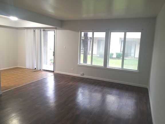 5th image of 7534 Bristol Ln Unit 3