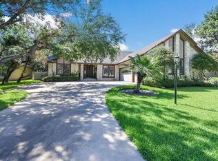 314 Plum Dr, Lakeway, TX 78734