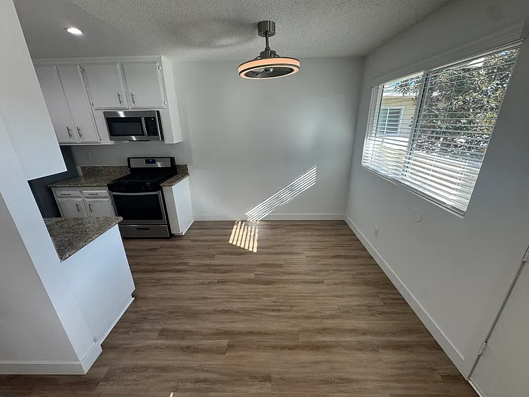 Country Club West — Photo 6
