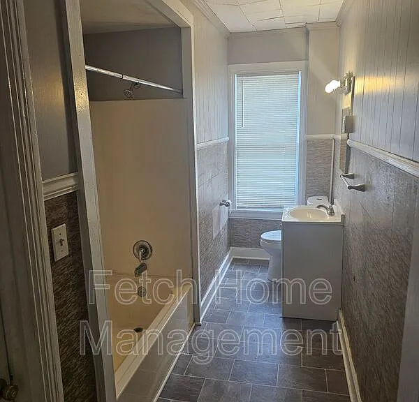 428 Smith St — Photo 11