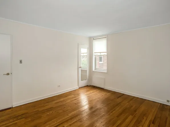 31-85 Crescent Street image 17 of 24