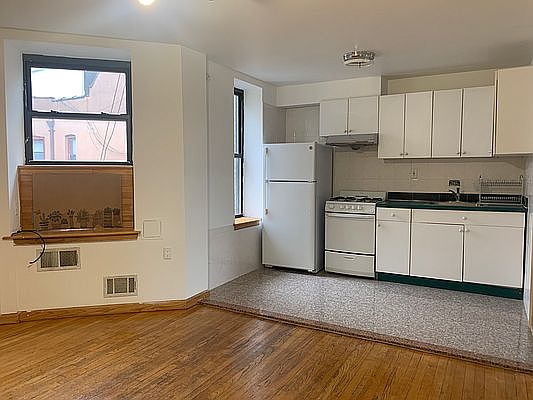 3rd image of 6817 6th Ave #3F