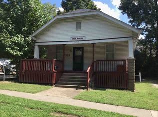 303 S Beveridge St, Carbondale, IL 62901