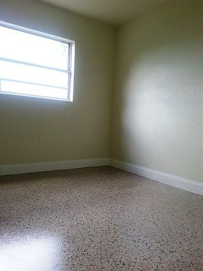 5th image of 1710 S Washington Ave APT 09