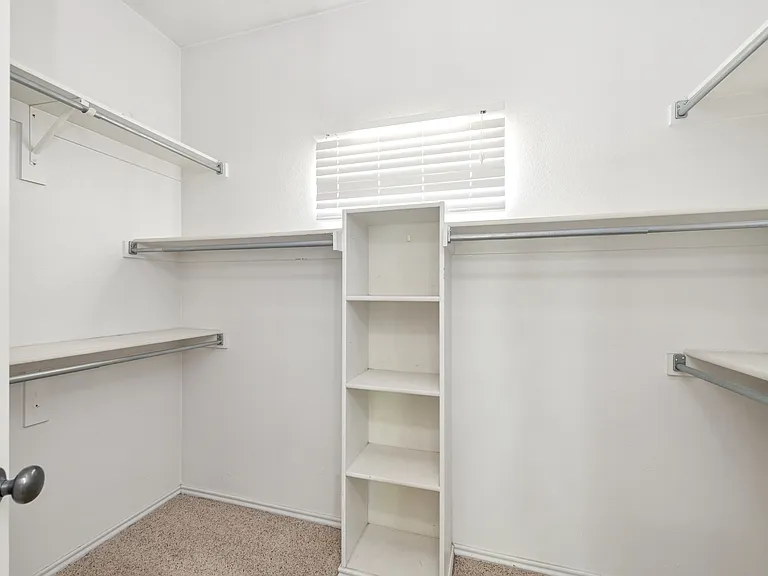 1808 Melton Dr — Photo 16