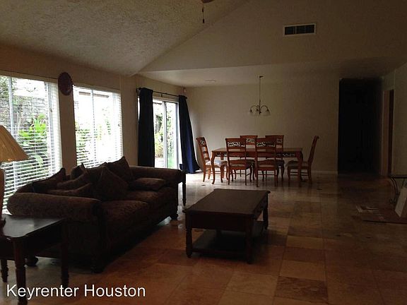 2nd image of 11031 Bellbrook Dr