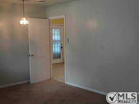 4th image of 12308 Dandridge Dr