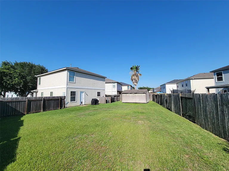 18235 Valebluff Ln — Photo 26