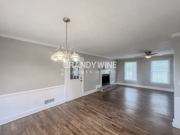 916 S Deshon Rd — Photo 7