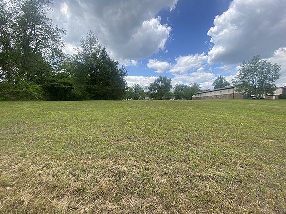 5th image of 0 N Willow Ave
