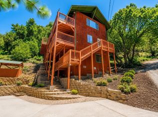 1412 Lassen Way, Pine Mountain Club, CA 93222
