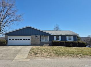514 W 10th St, Oolitic, IN 47451