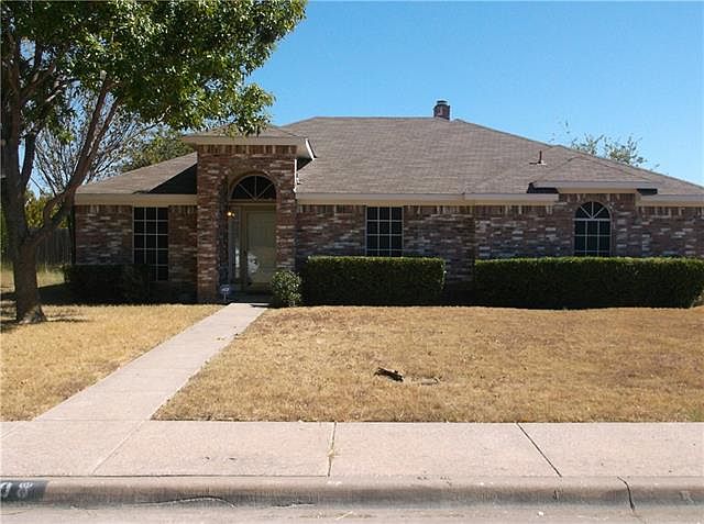 1st image of 908 Winterbury Ct