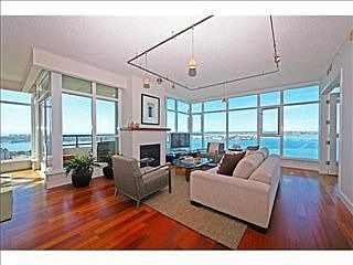 3rd image of 1199 Pacific Hwy #3206