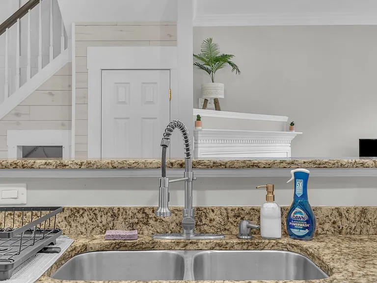 503 Village Loop Dr — Photo 10