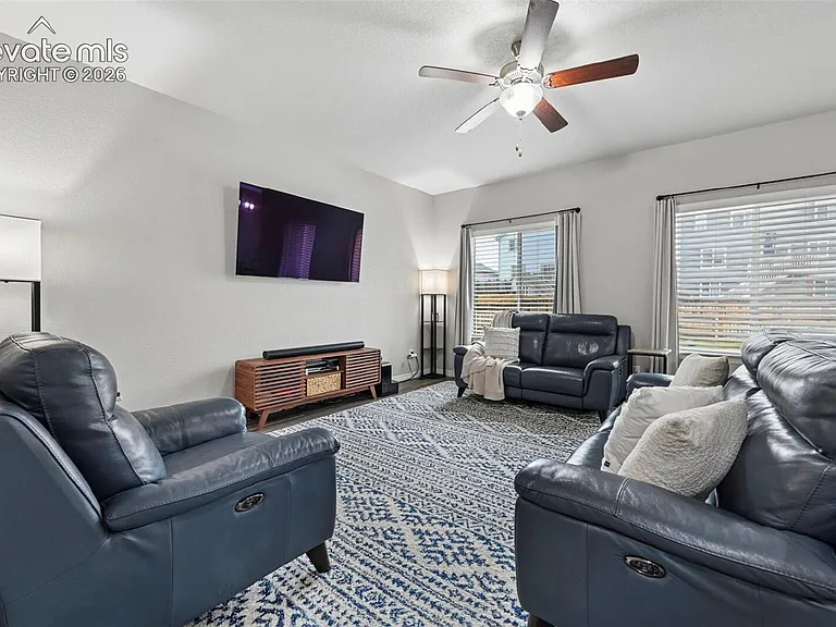6727 Volga Dr — Photo 4