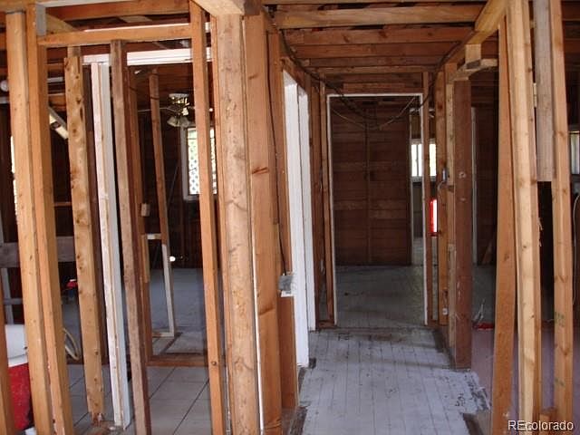 2nd image of 1175 Van Gordon St