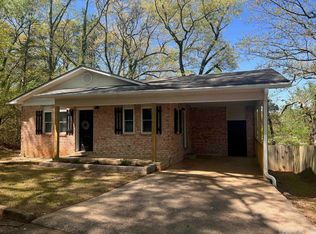 132 Strickland St, Clinton, AR 72031