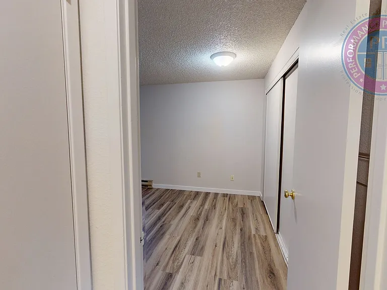 tuf8640 — Photo 11