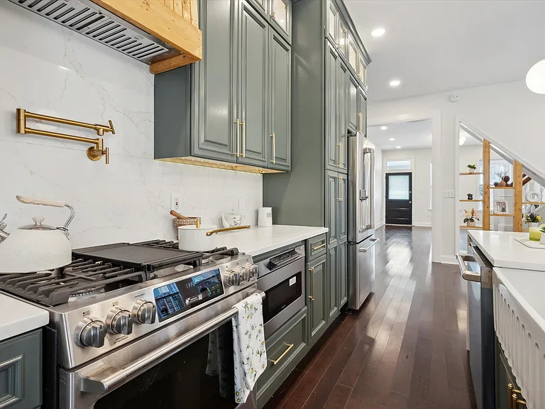 4911 Warrington Ave — Photo 35