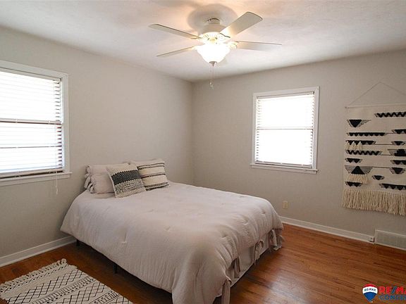 2nd image of 4326 C St